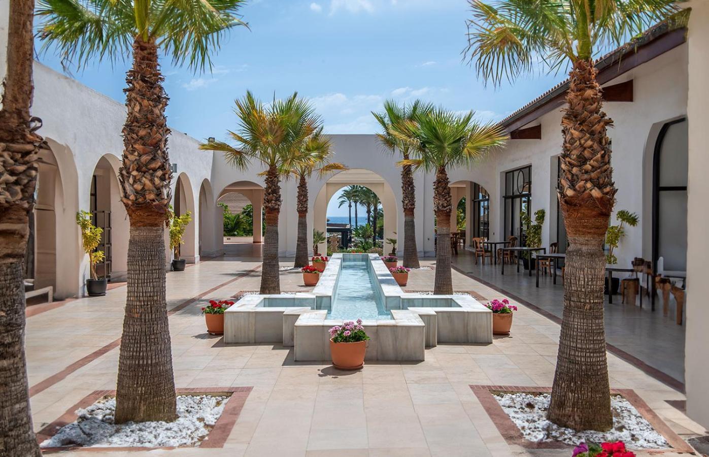 Impressive Playa Granada Golf Hotel Motril Exterior foto