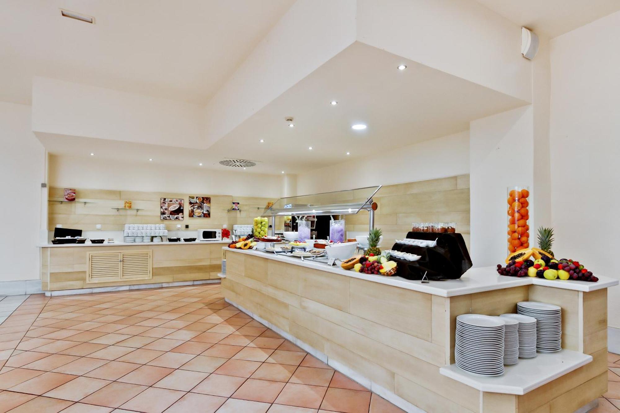 Impressive Playa Granada Golf Hotel Motril Exterior foto