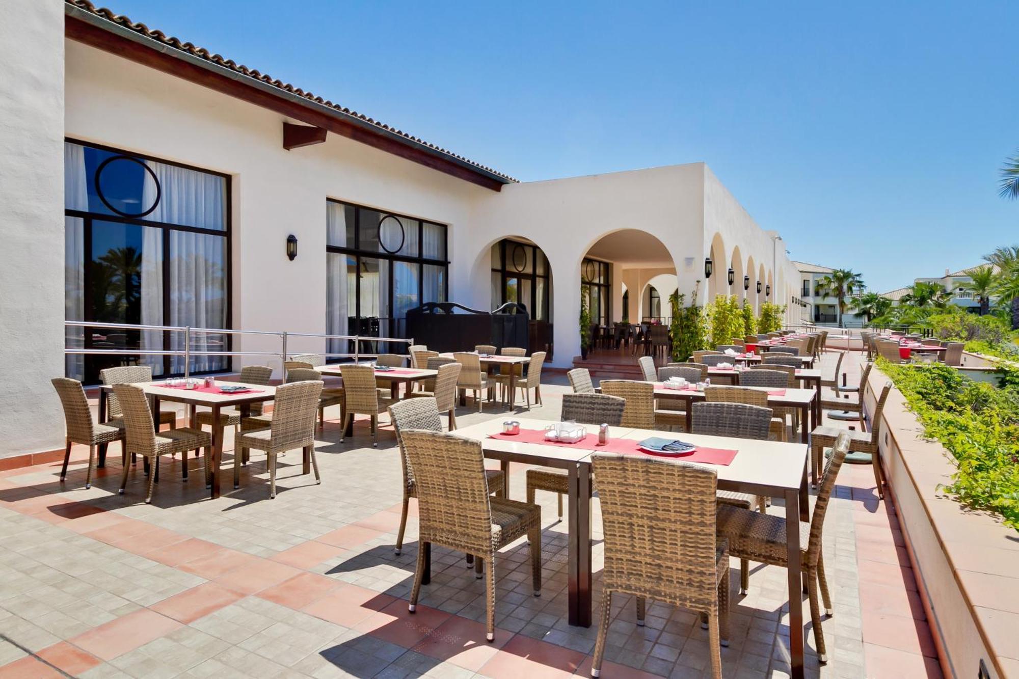 Impressive Playa Granada Golf Hotel Motril Exterior foto