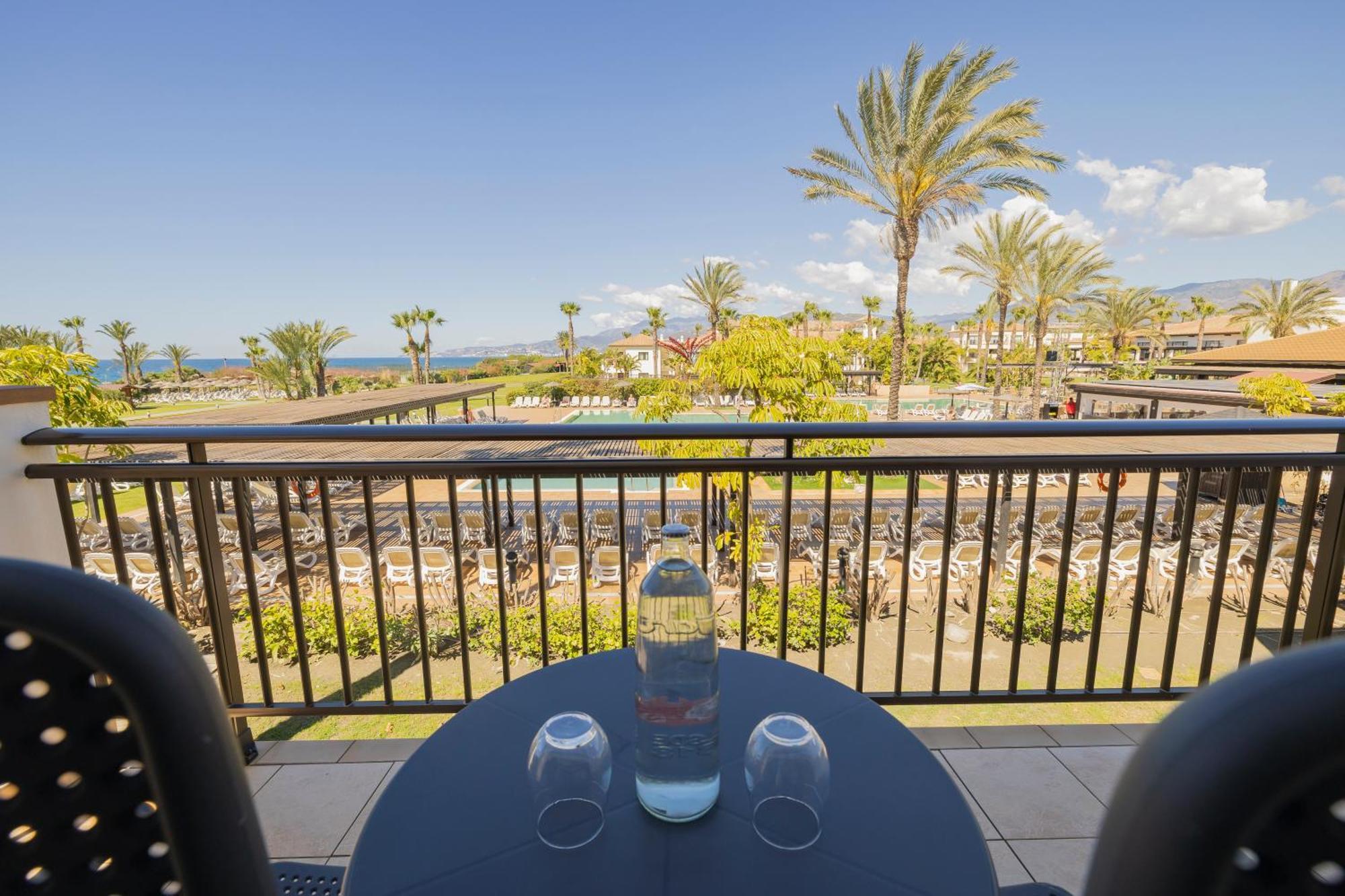 Impressive Playa Granada Golf Hotel Motril Exterior foto